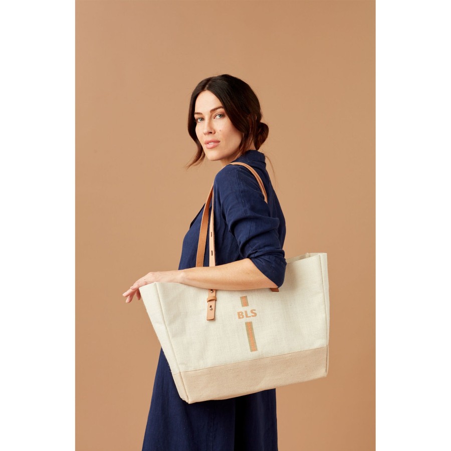 Medium | WeProduce Shoulder Market Bag In White With Monogram